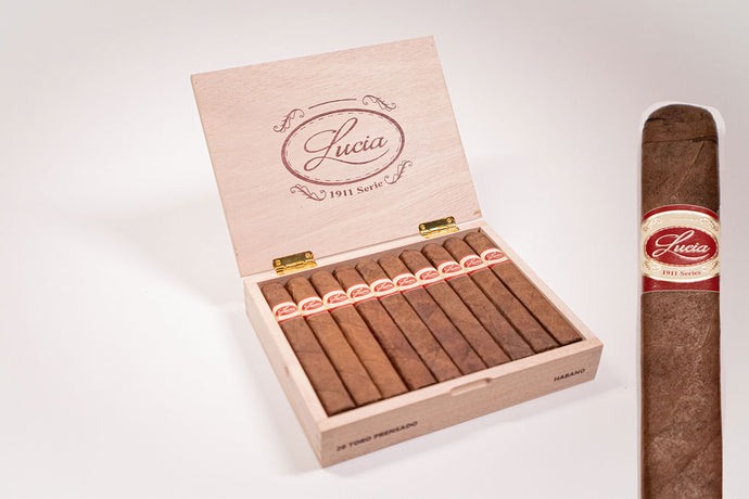Lucia Toro Prensado Habano